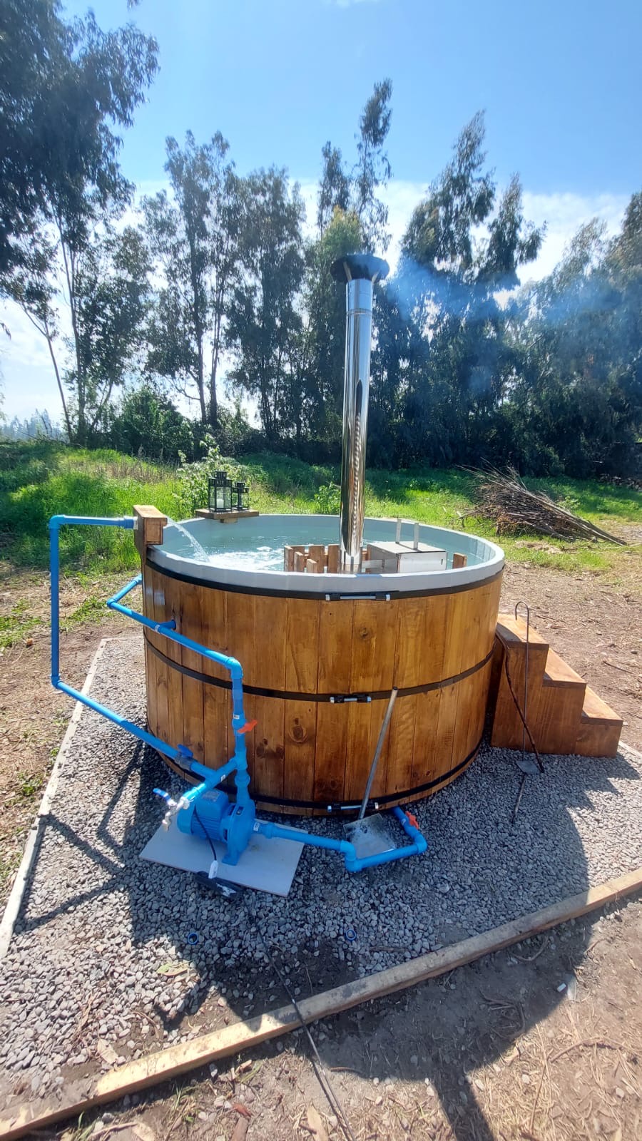 Tinaja con cascada a leña